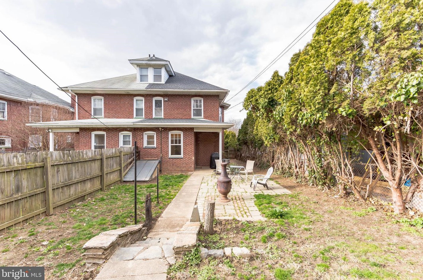 1206 Walnut St, Romansville PA  19320-3812 exterior