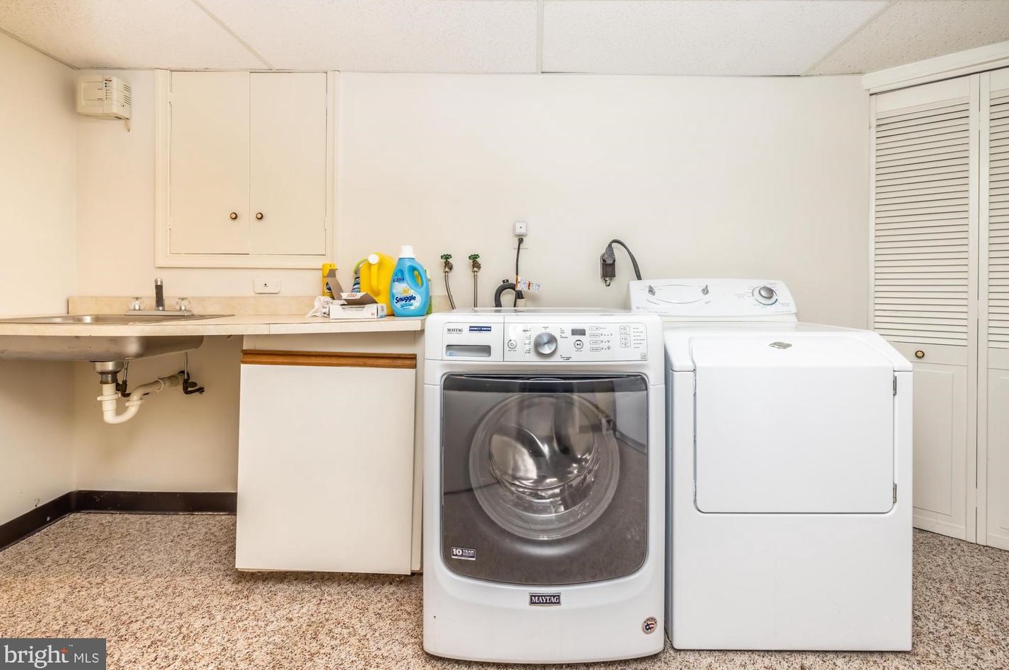 365 Balderston Dr, Exton PA 19341-2001 exterior