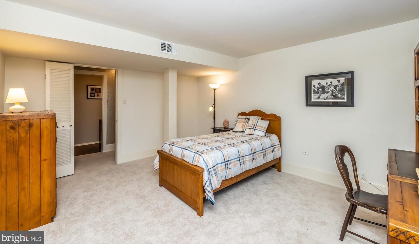 365 Balderston Dr, Exton PA 19341-2001 exterior