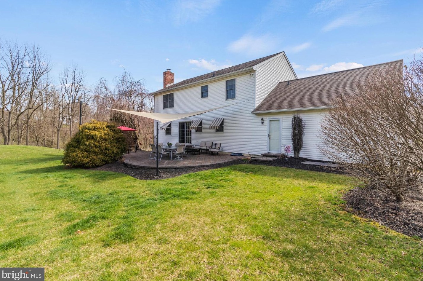 106 Freedom Vly Cir, Romansville PA  19320-1358 exterior