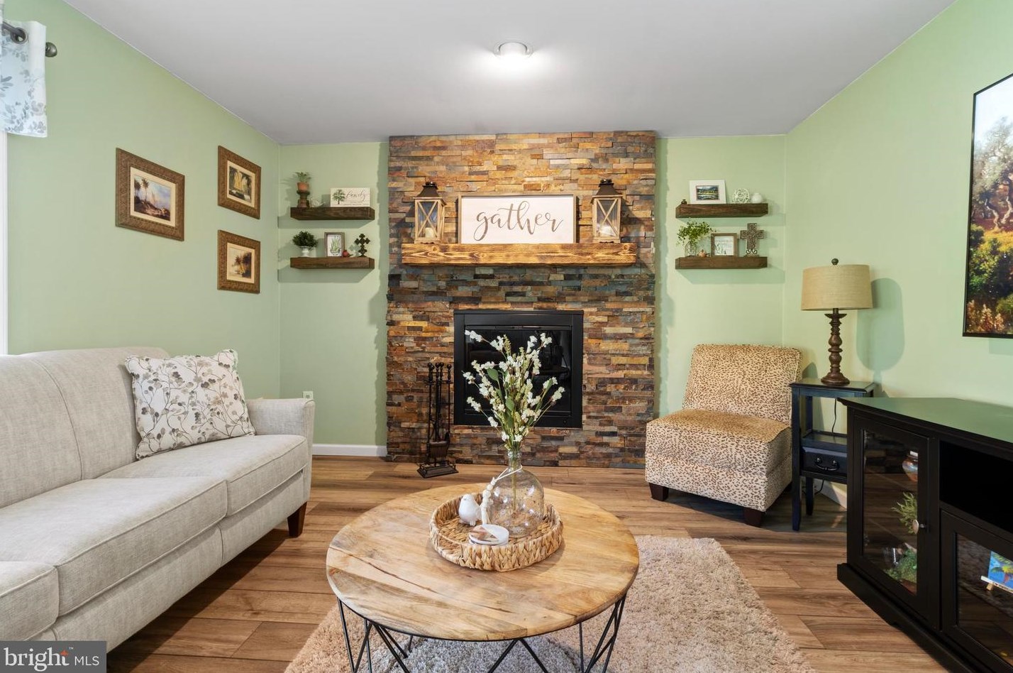 106 Freedom Vly Cir, Romansville PA  19320-1358 exterior