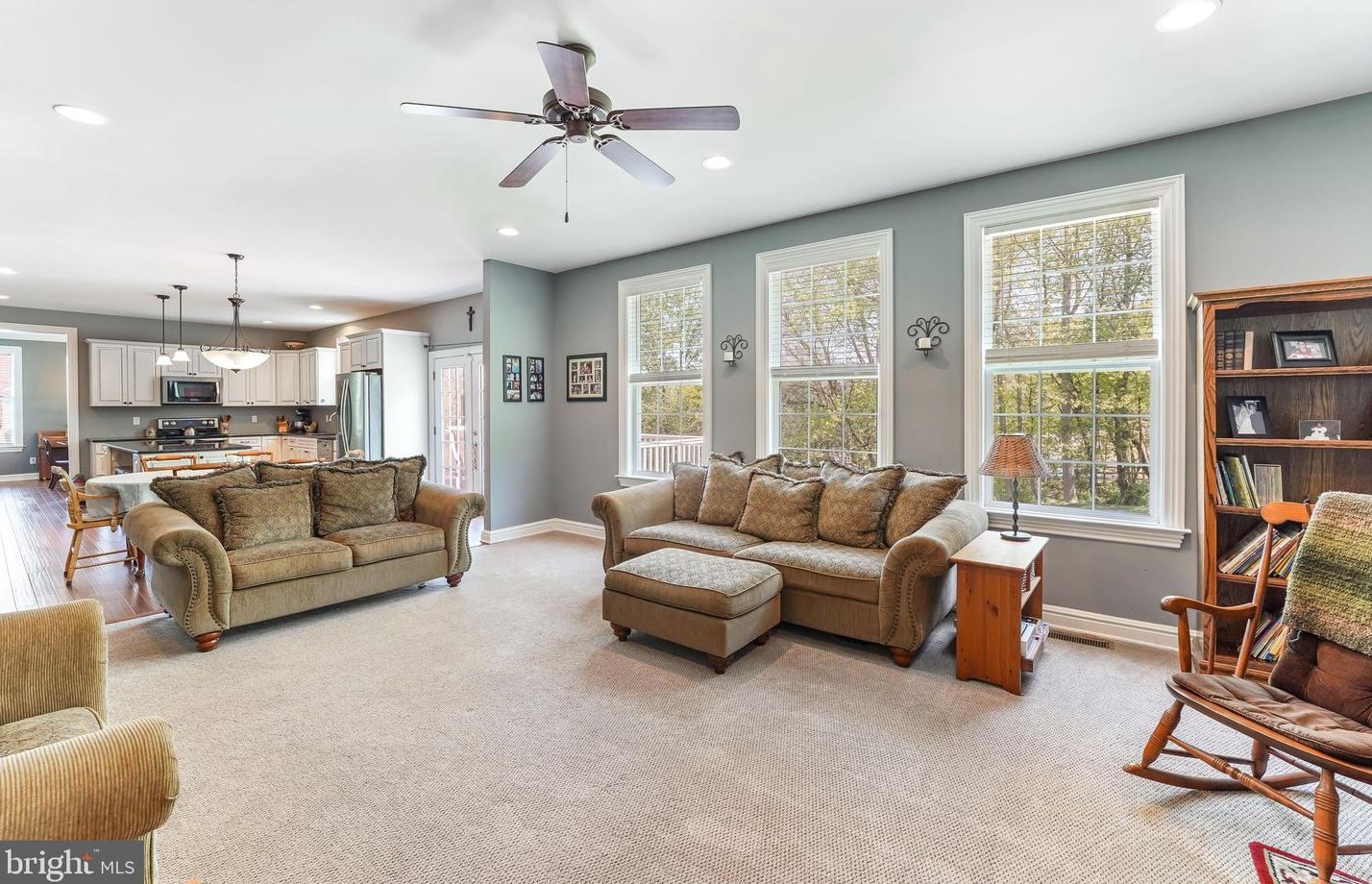 120 Cooks Ridge Ln, Oxford PA  19363-4241 exterior