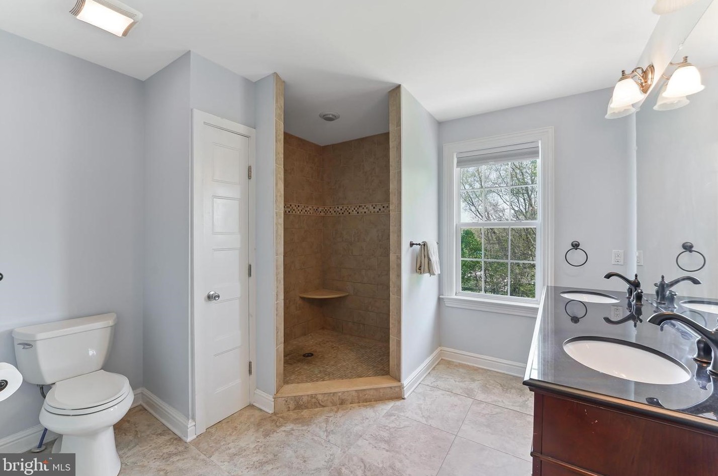 120 Cooks Ridge Ln, Oxford PA  19363-4241 exterior
