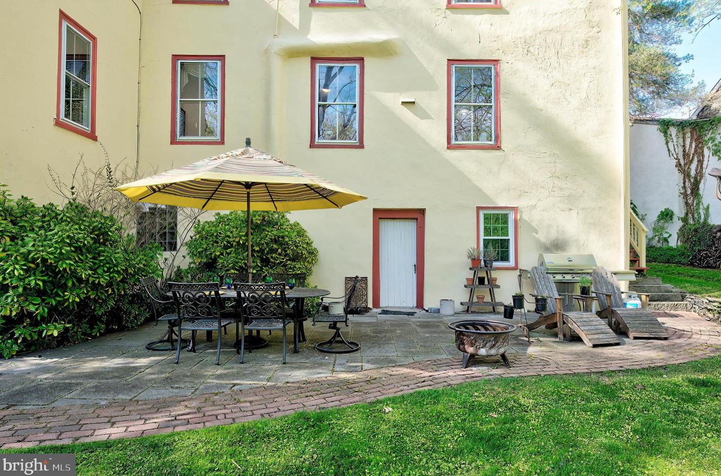 1900 Valley Forge Rd, Valley Forge PA  19481 exterior