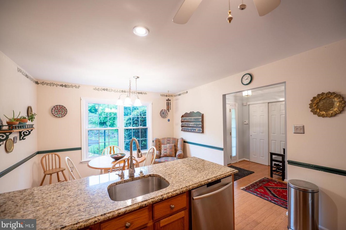 890 Amber Ln, West Chester PA  19382-2241 exterior