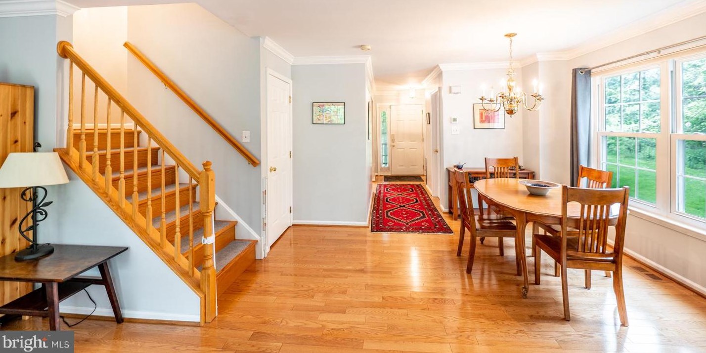 890 Amber Ln, West Chester PA  19382-2241 exterior