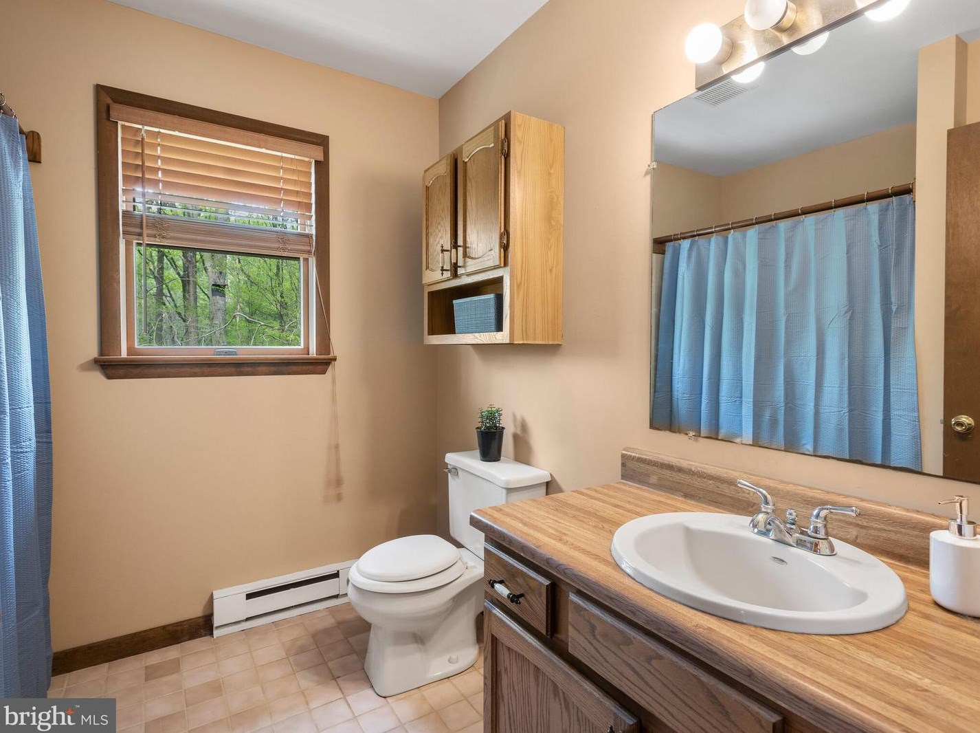 139 Nevins Way, Coatesville PA  19320-1146 exterior