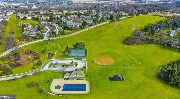 849 Durant Ct, West Chester PA  19380-1722 exterior