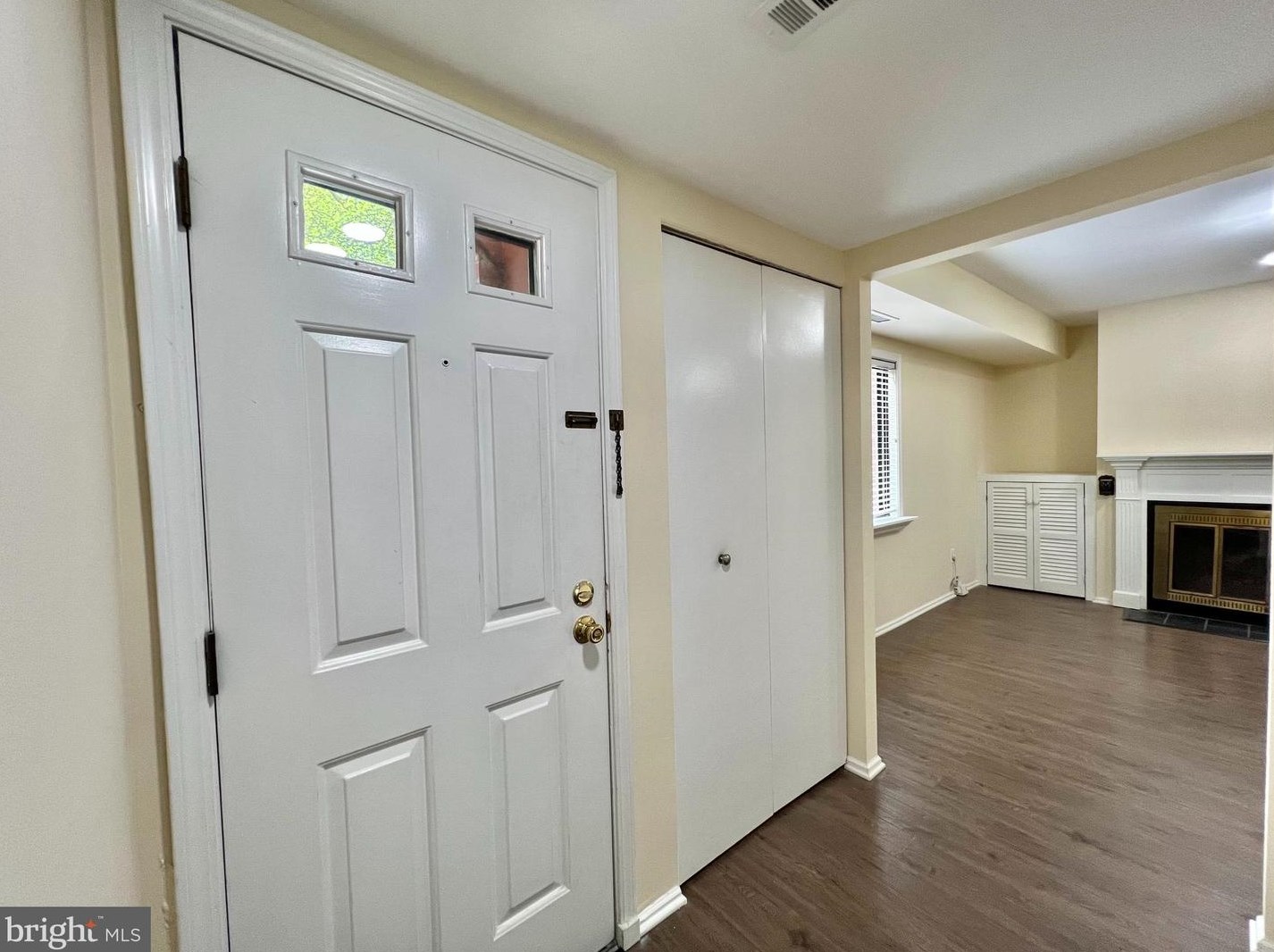 302 Worthington Dr, Exton PA  19341-1643 exterior
