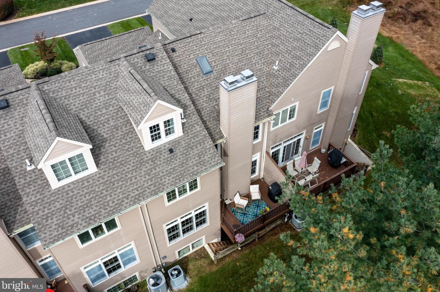 312 Lea Dr, West Chester PA  19382-8245 exterior