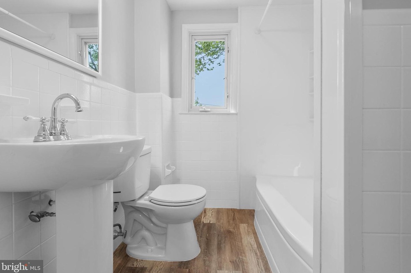 1128 Laurel Dr, West Chester PA  19380-4035 exterior