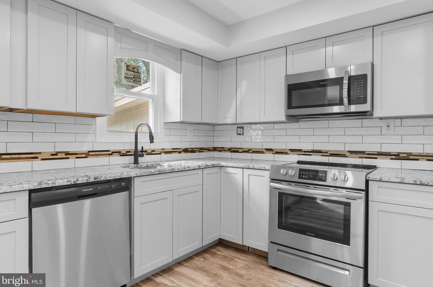 1128 Laurel Dr, West Chester PA  19380-4035 exterior