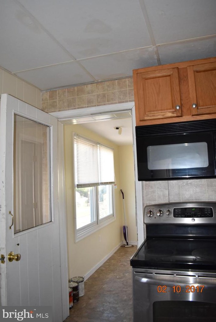 99 Chester Ave, Romansville PA  19320-3668 exterior