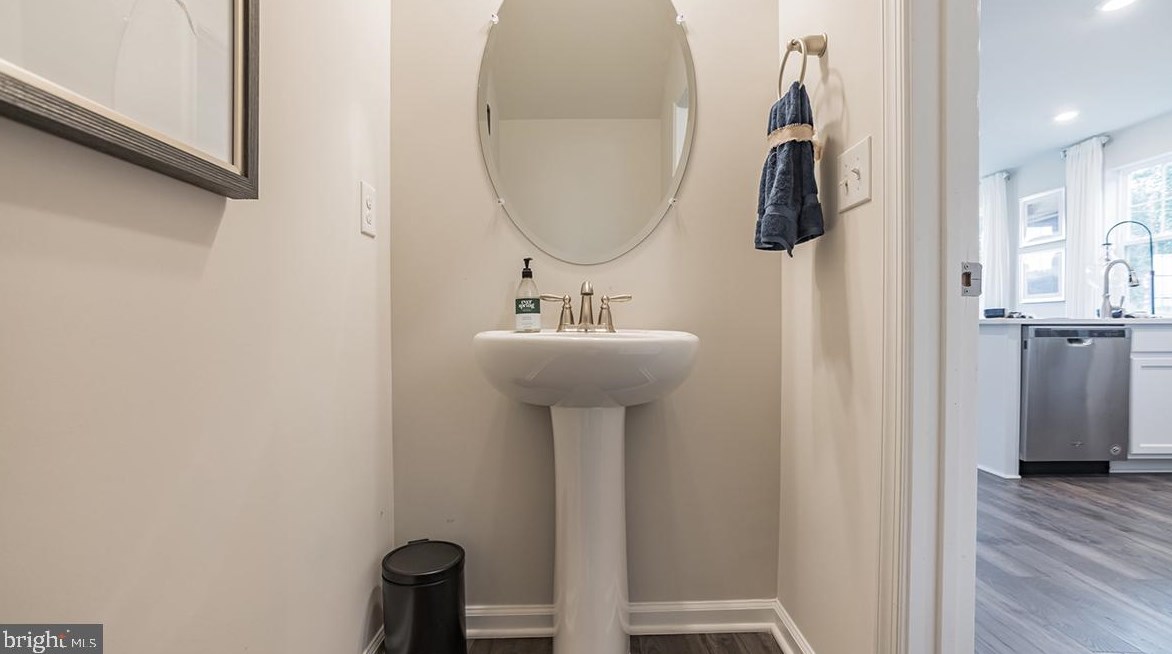 852 Cotrel Ln, Coatesville PA  19320-6604 exterior