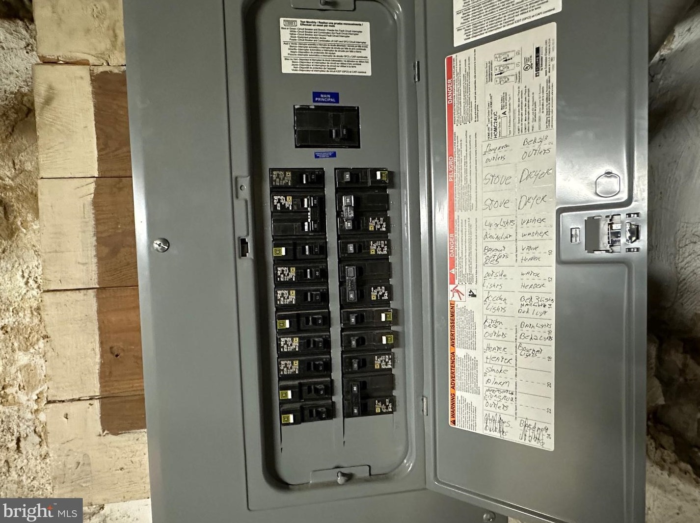 64 Pennsylvania Ave, Coatesville PA  19320-3678 exterior