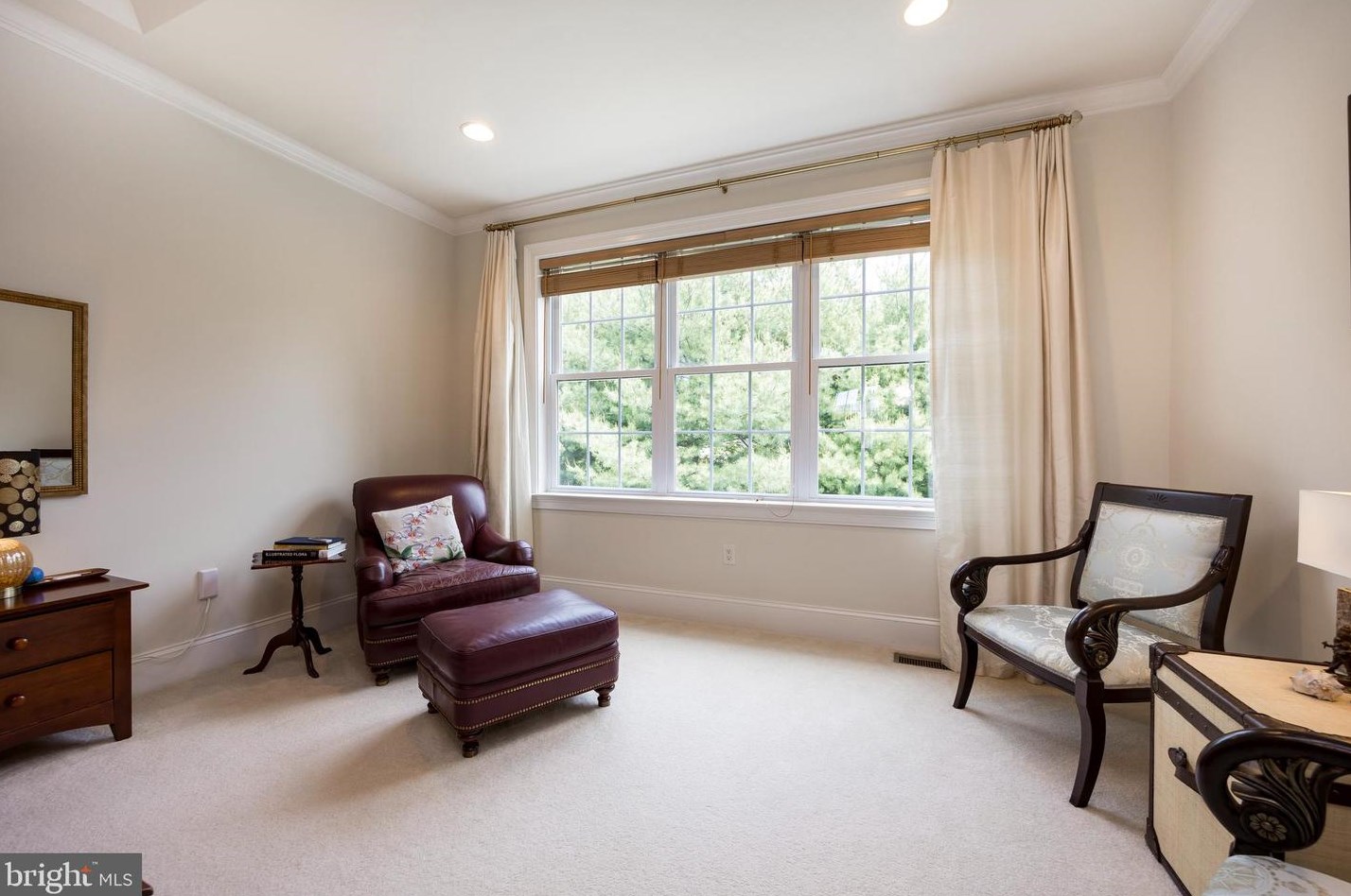 201 Caleb Dr, West Chester PA  19382-6177 exterior