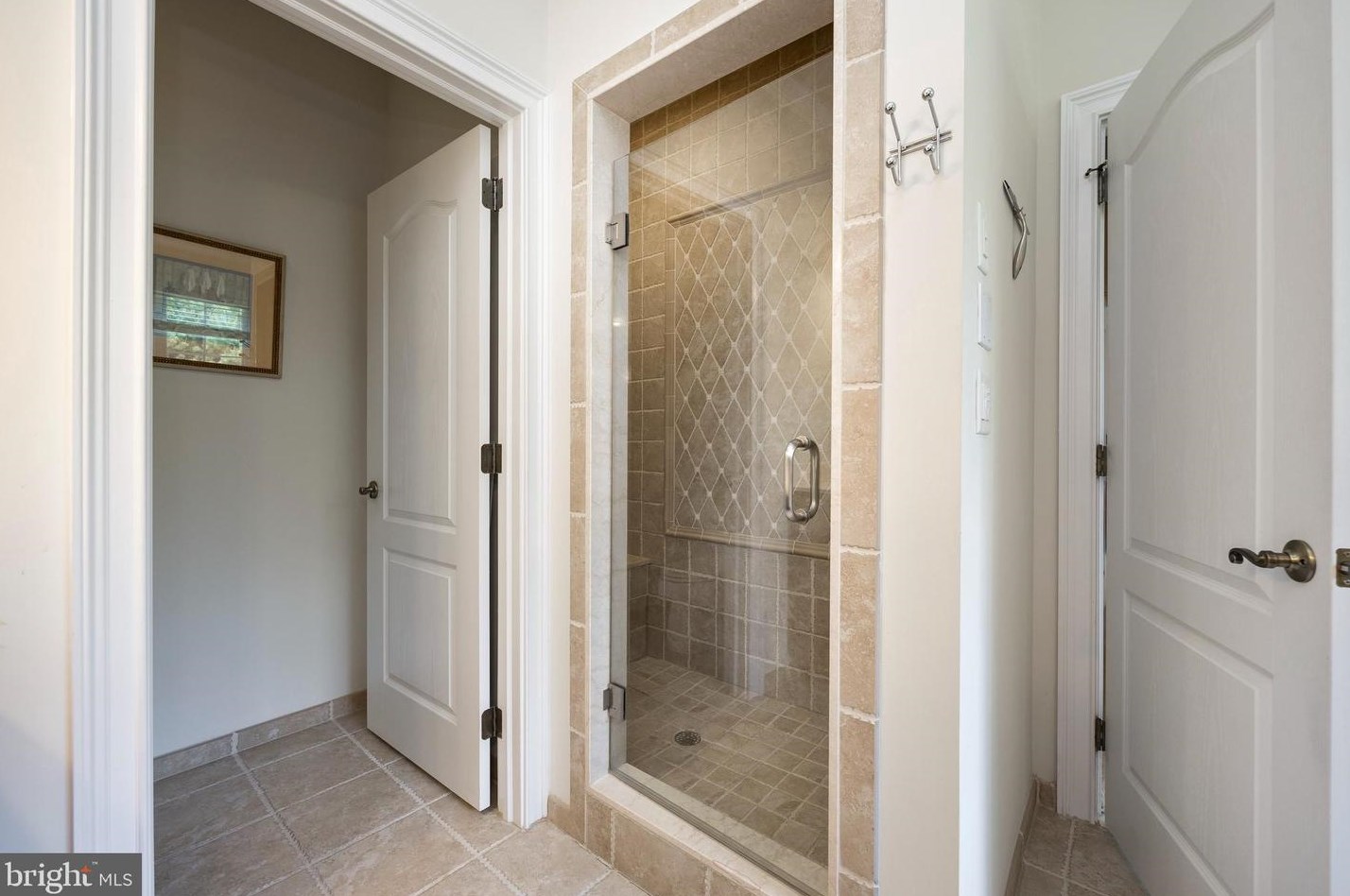 201 Caleb Dr, West Chester PA  19382-6177 exterior