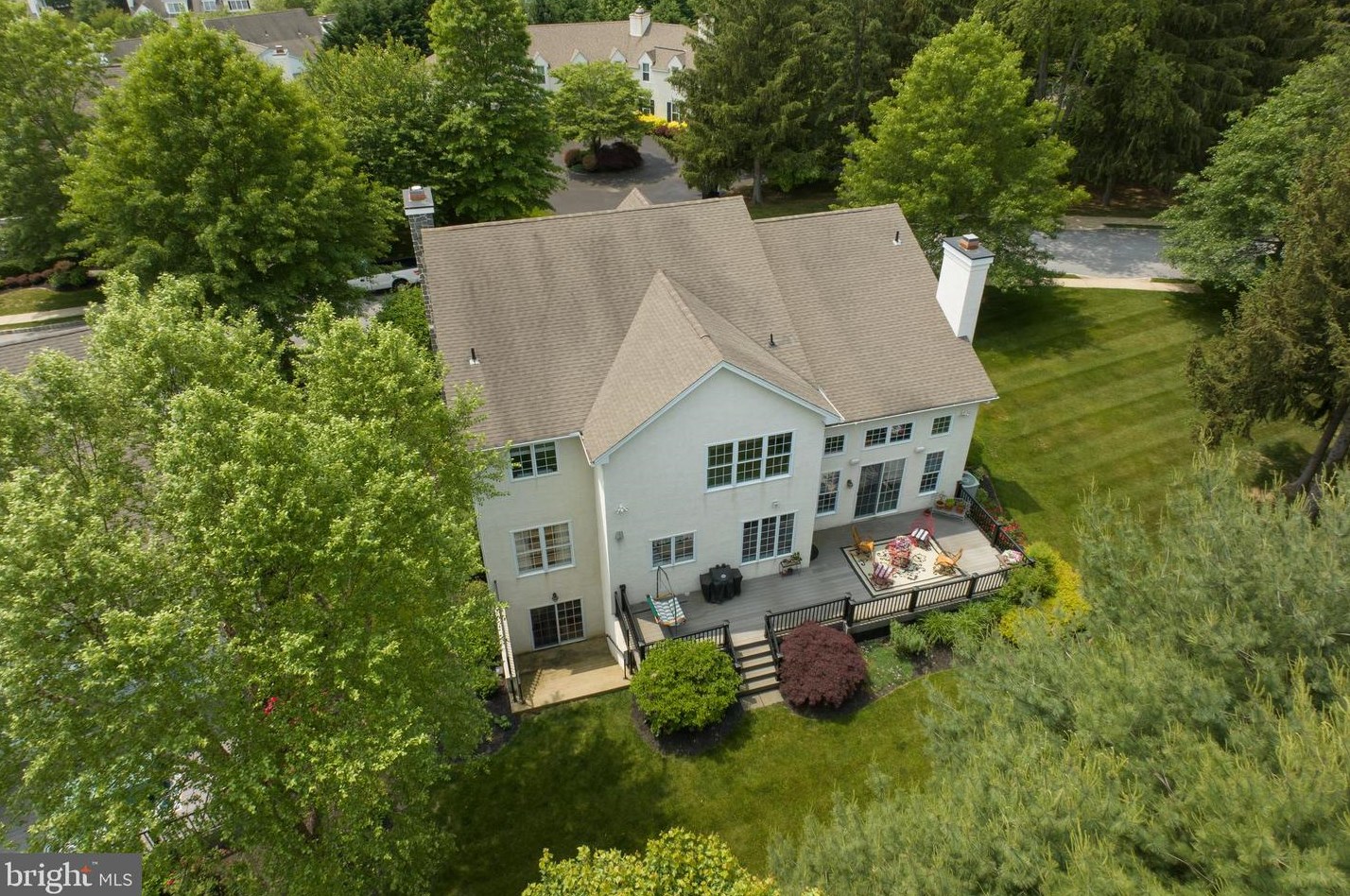 201 Caleb Dr, West Chester PA  19382-6177 exterior