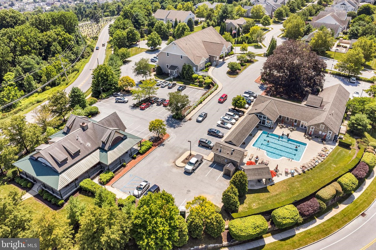 429 Lockport Ln, Coatesville PA  19320-6544 exterior