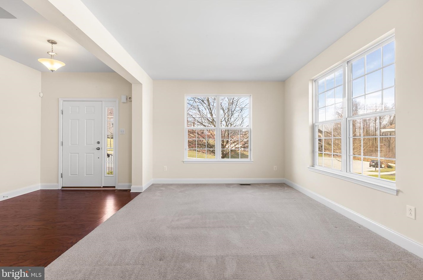429 Lockport Ln, Coatesville PA  19320-6544 exterior