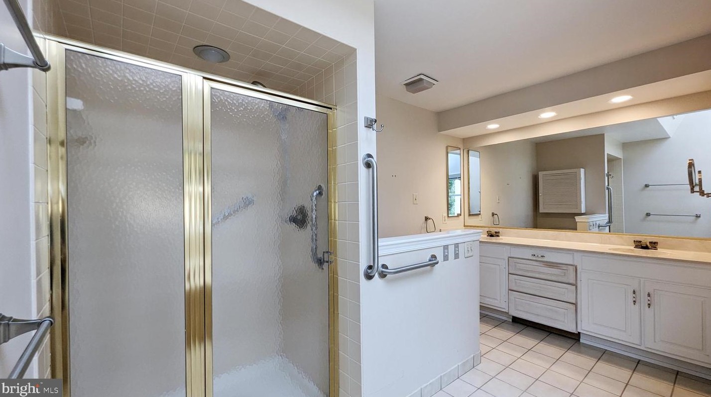 644 Heatherton Ln, West Chester PA  19380-5704 exterior