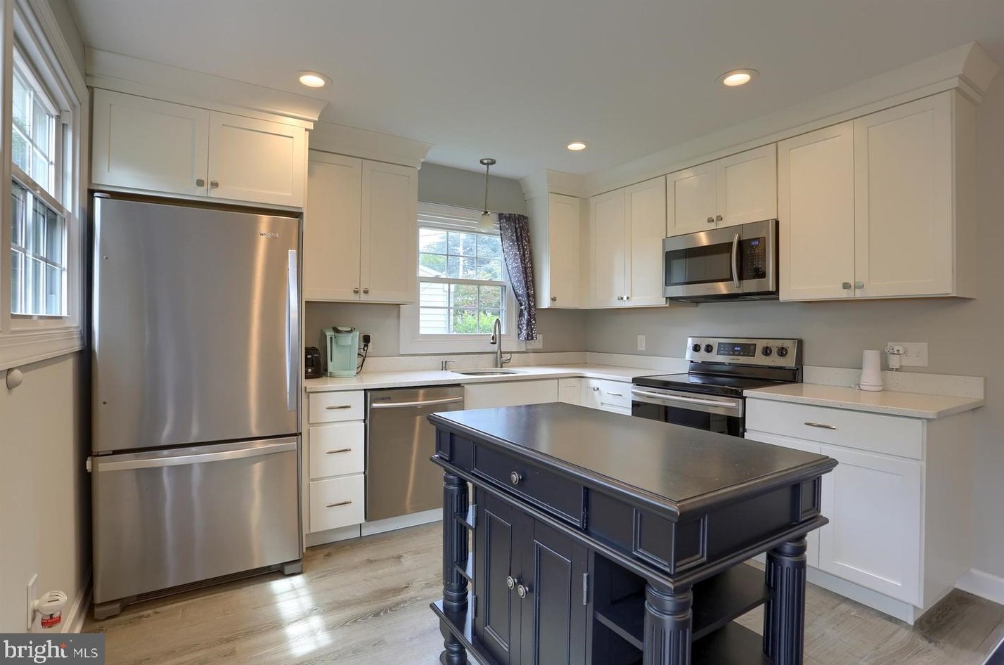 892 Chestnut St, Coatesville PA  19320-3317 exterior