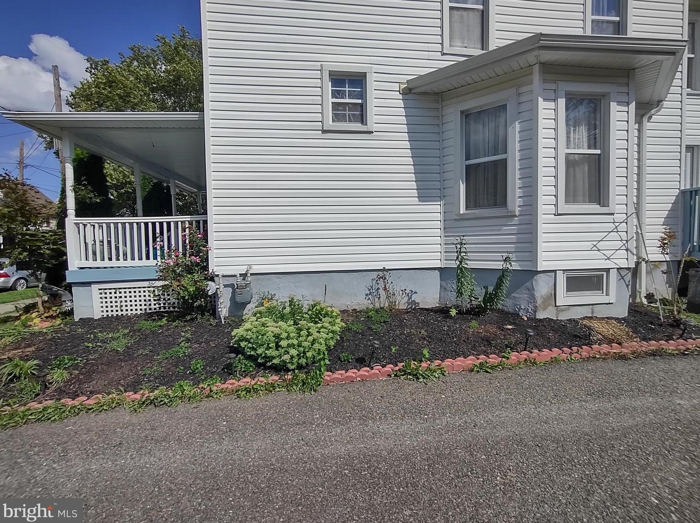 436 Broad St, Oxford PA 19363-1617 exterior