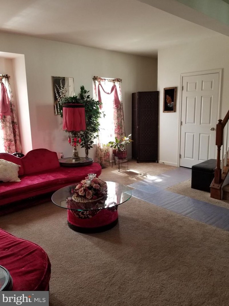 29 Tuxford Ln, Romansville PA  19320-1635 exterior