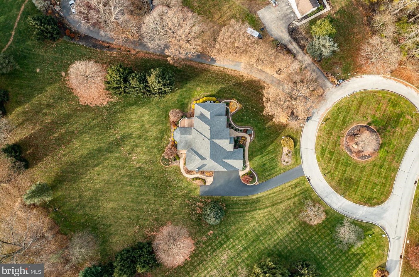 202 Ridge Crest Dr, West Chester PA  19382-1965 exterior