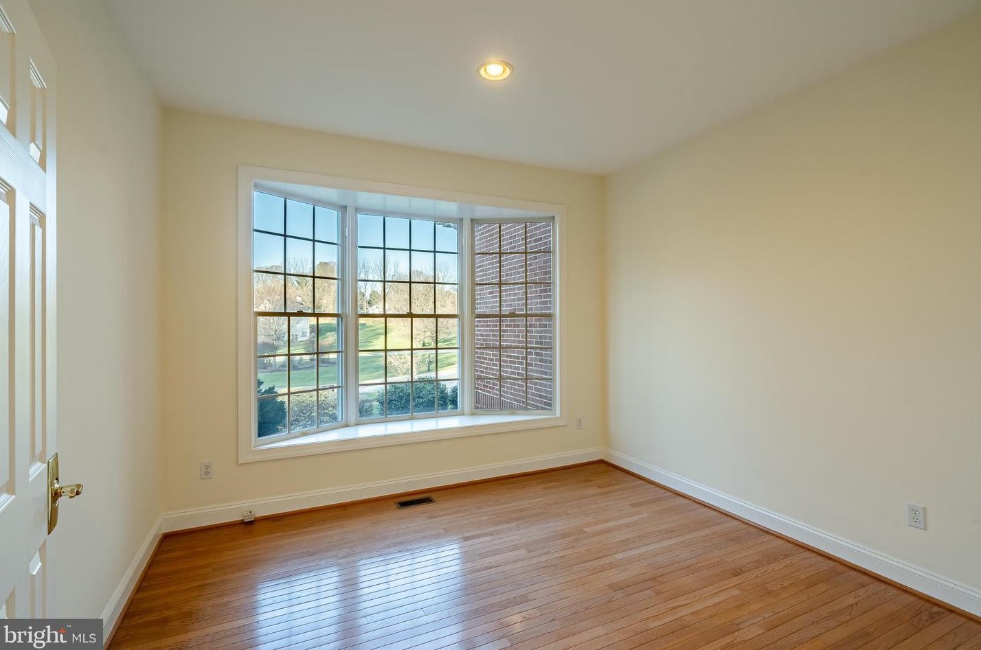 202 Ridge Crest Dr, West Chester PA  19382-1965 exterior