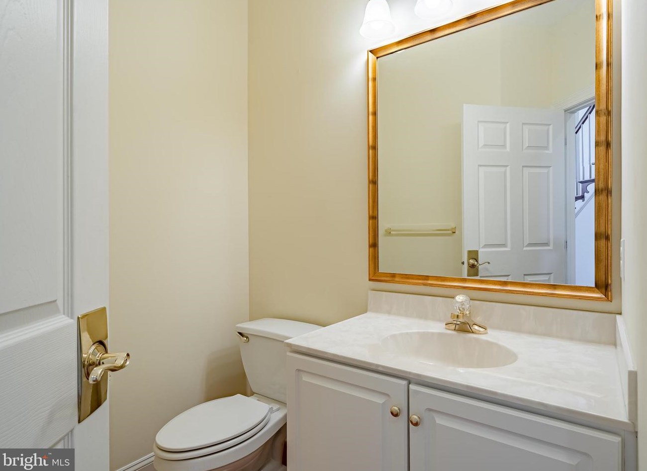 202 Ridge Crest Dr, West Chester PA  19382-1965 exterior