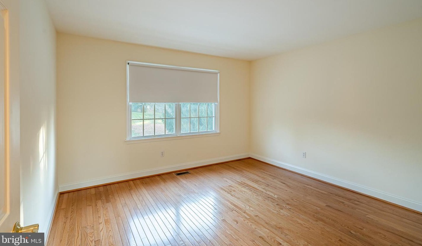 202 Ridge Crest Dr, West Chester PA  19382-1965 exterior