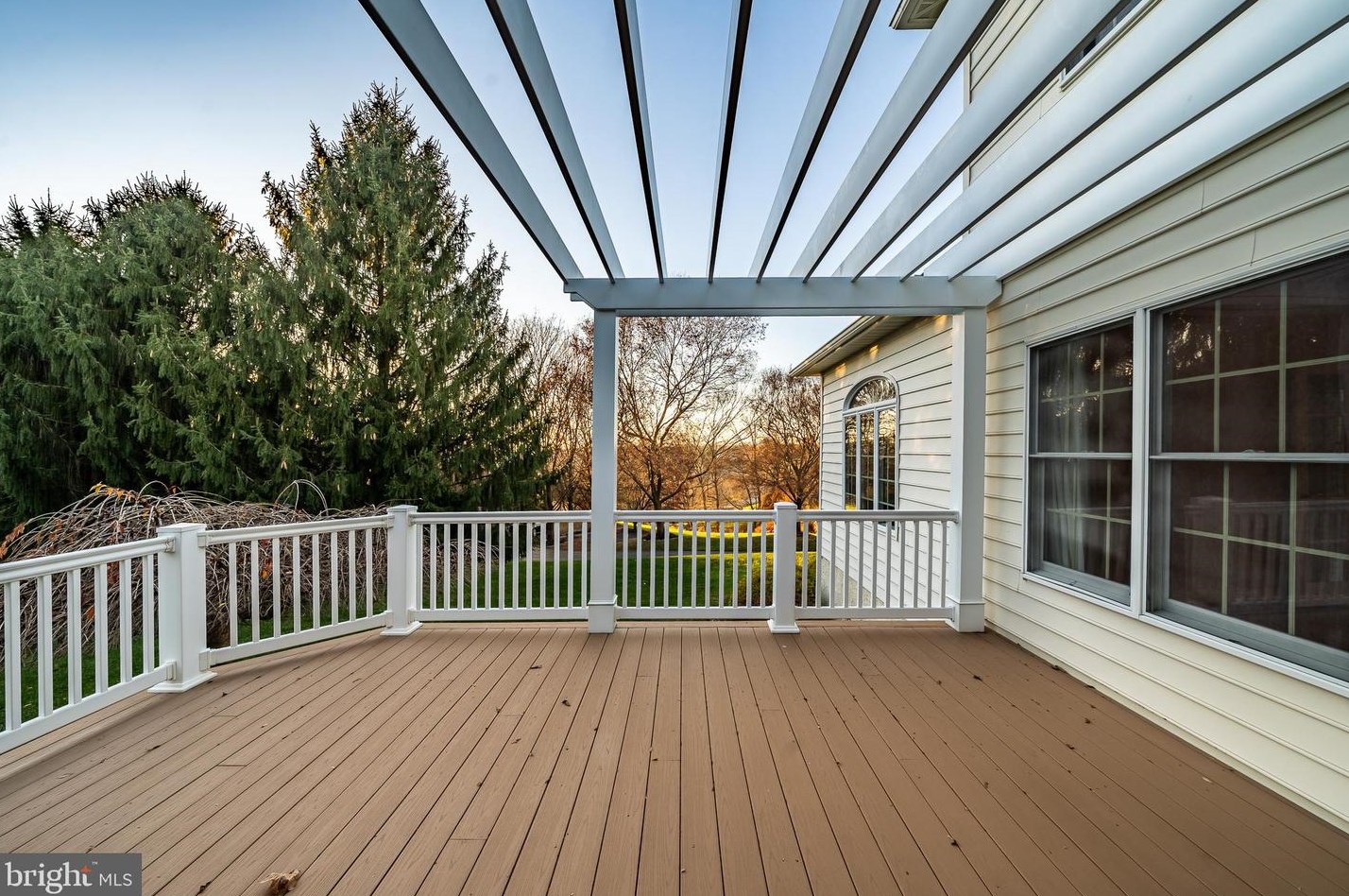 202 Ridge Crest Dr, West Chester PA  19382-1965 exterior