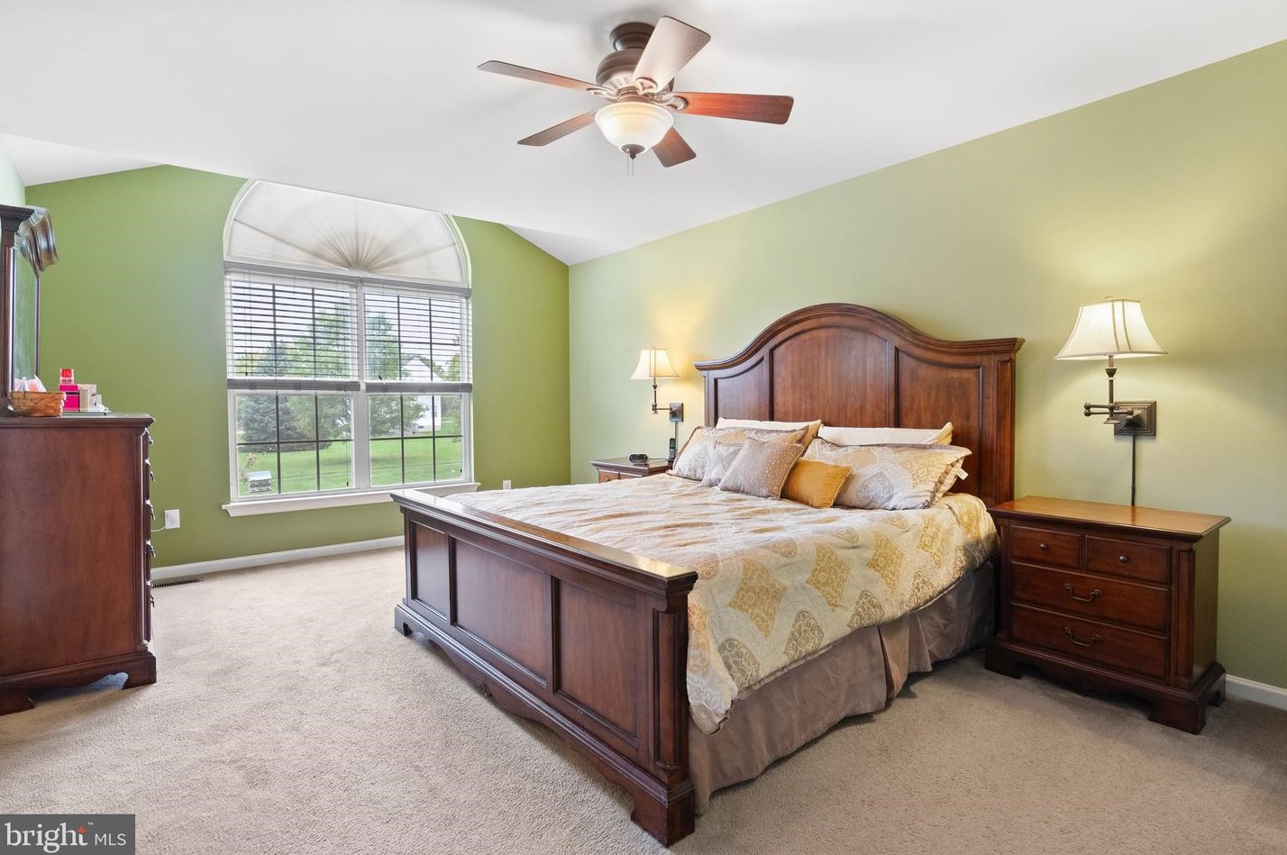 31 Danbury Cir, Coatesville PA  19320-5612 exterior