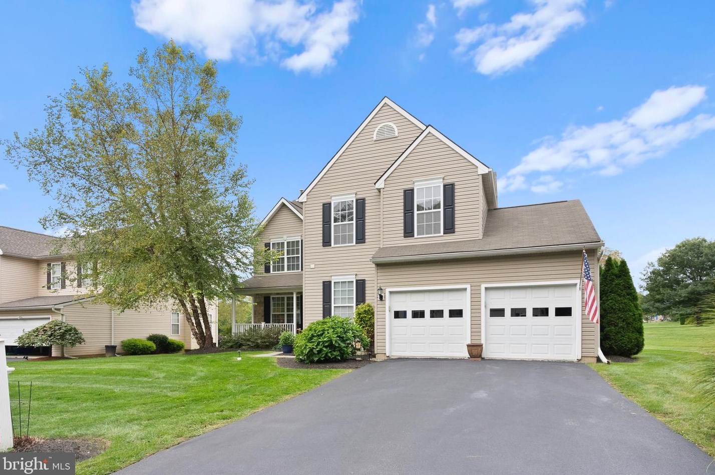 31 Danbury Cir, Coatesville PA  19320-5612 exterior