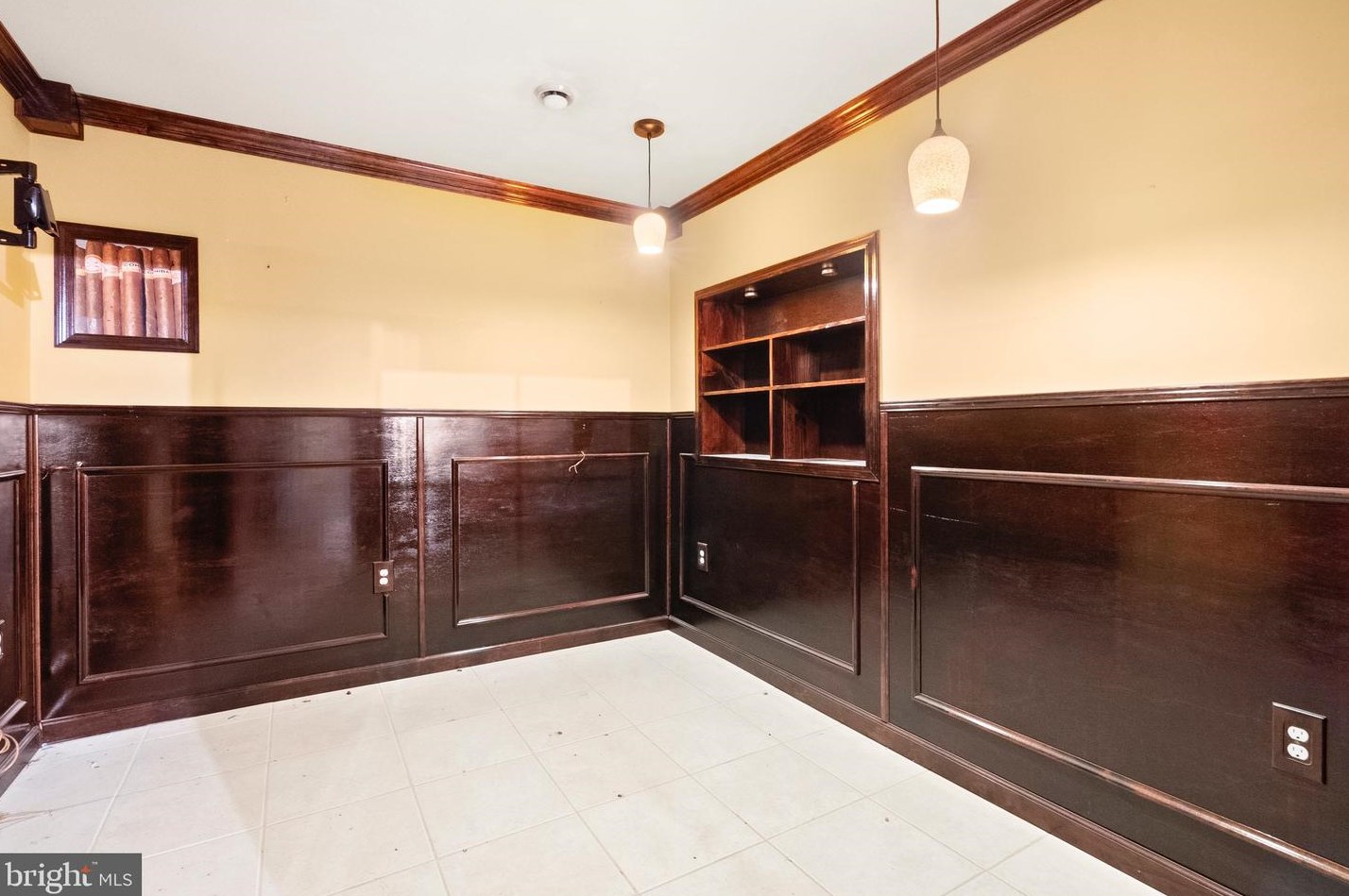 31 Danbury Cir, Coatesville PA  19320-5612 exterior