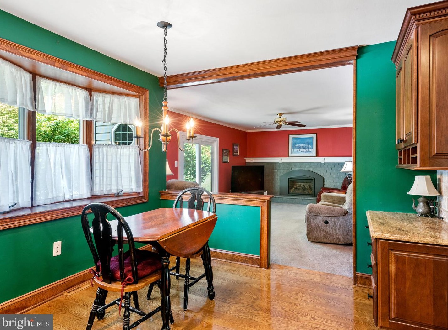 406 Pne Crk Rd, Exton PA 19341-1433 exterior