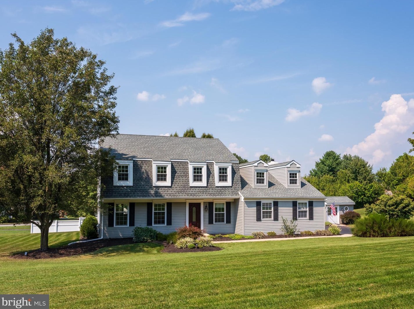 406 Pne Crk Rd, Exton PA 19341-1433 exterior