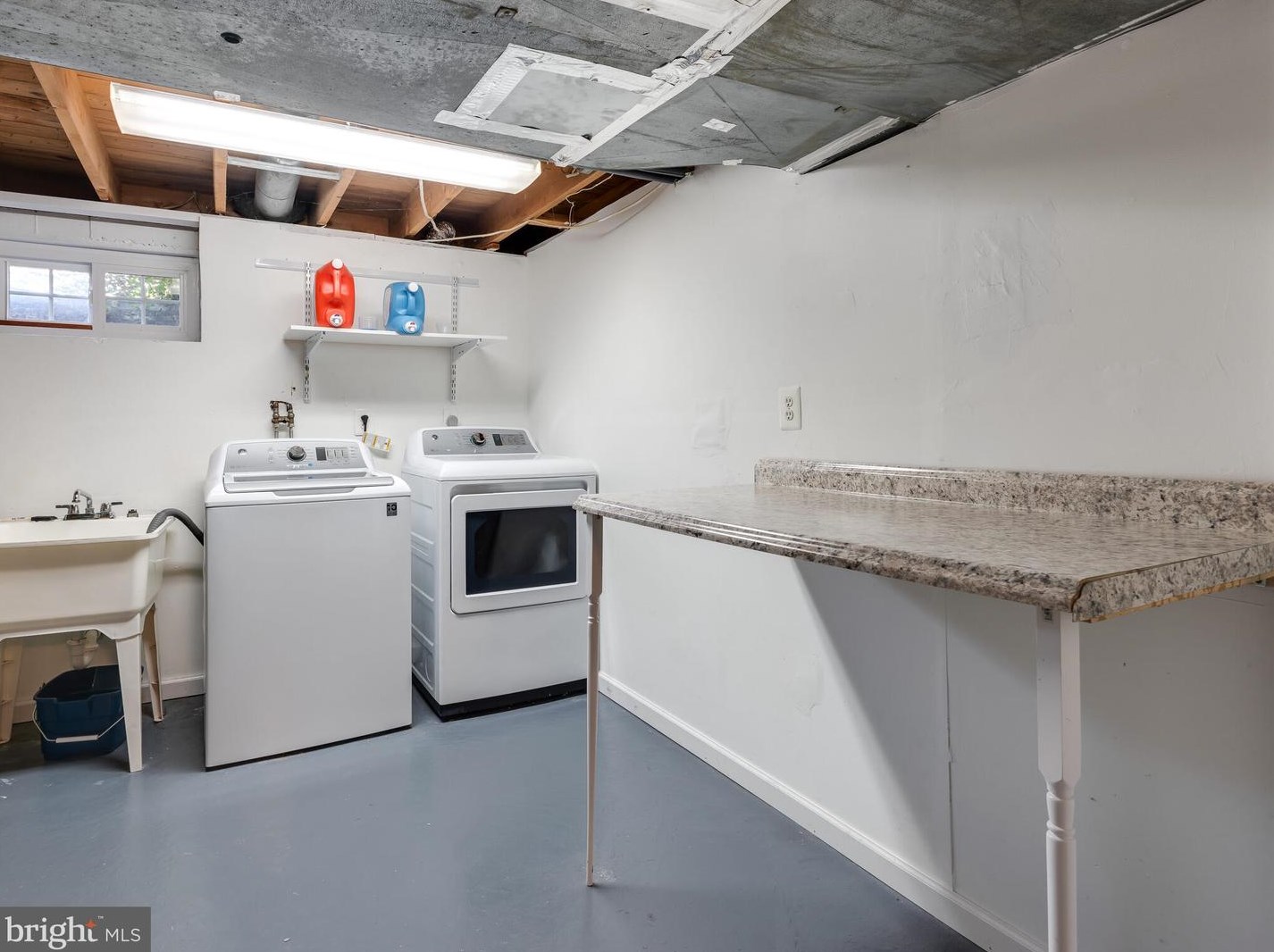 406 Pne Crk Rd, Exton PA 19341-1433 exterior