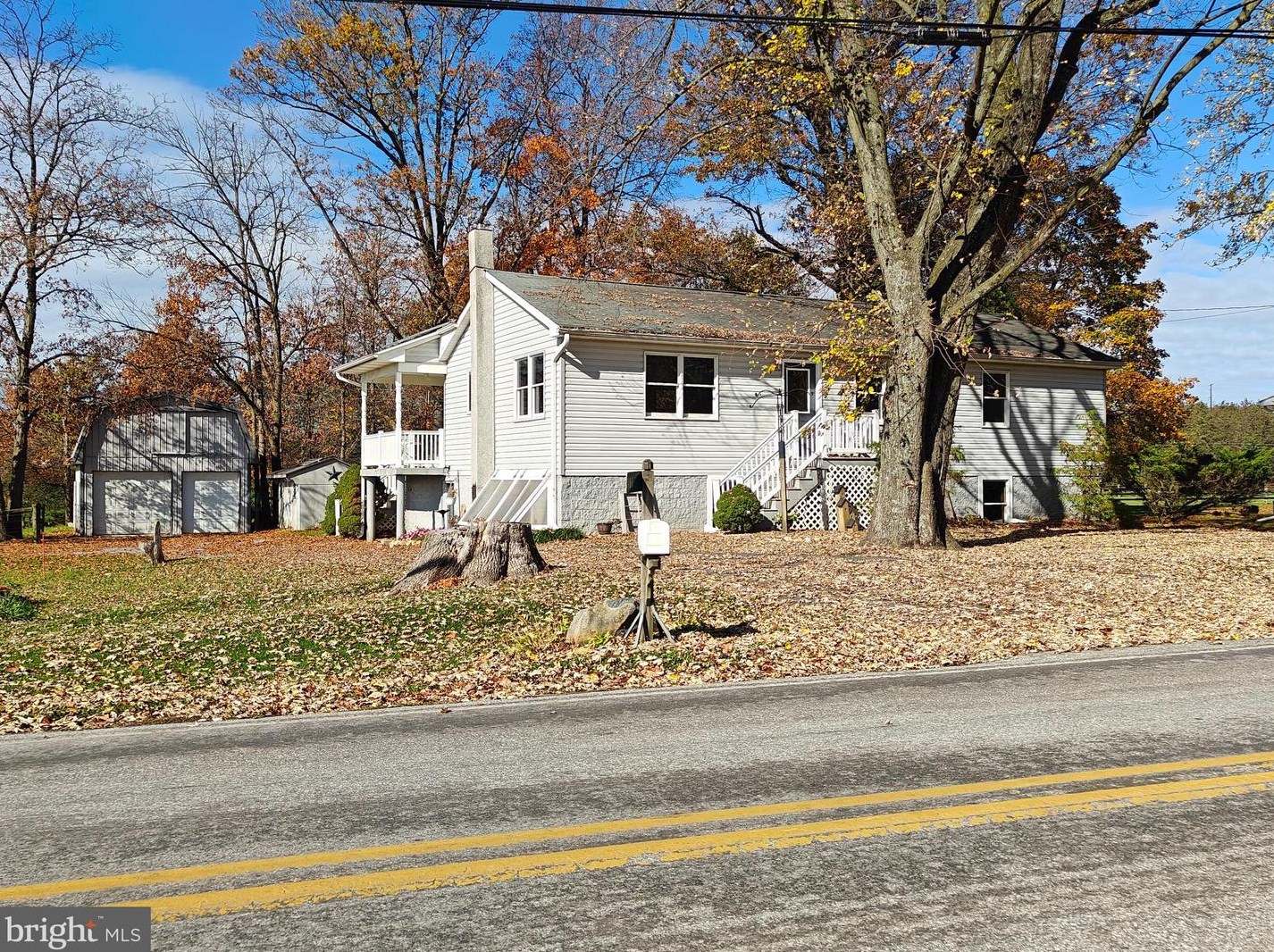 181 White School Rd, Honey Brook PA  19344-9793 exterior