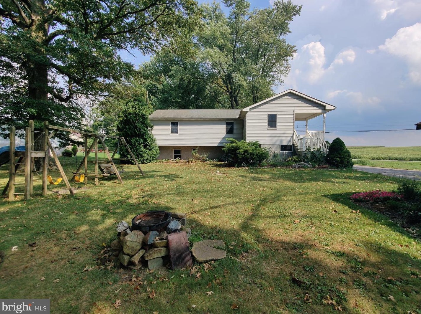 181 White School Rd, Honey Brook PA  19344-9793 exterior