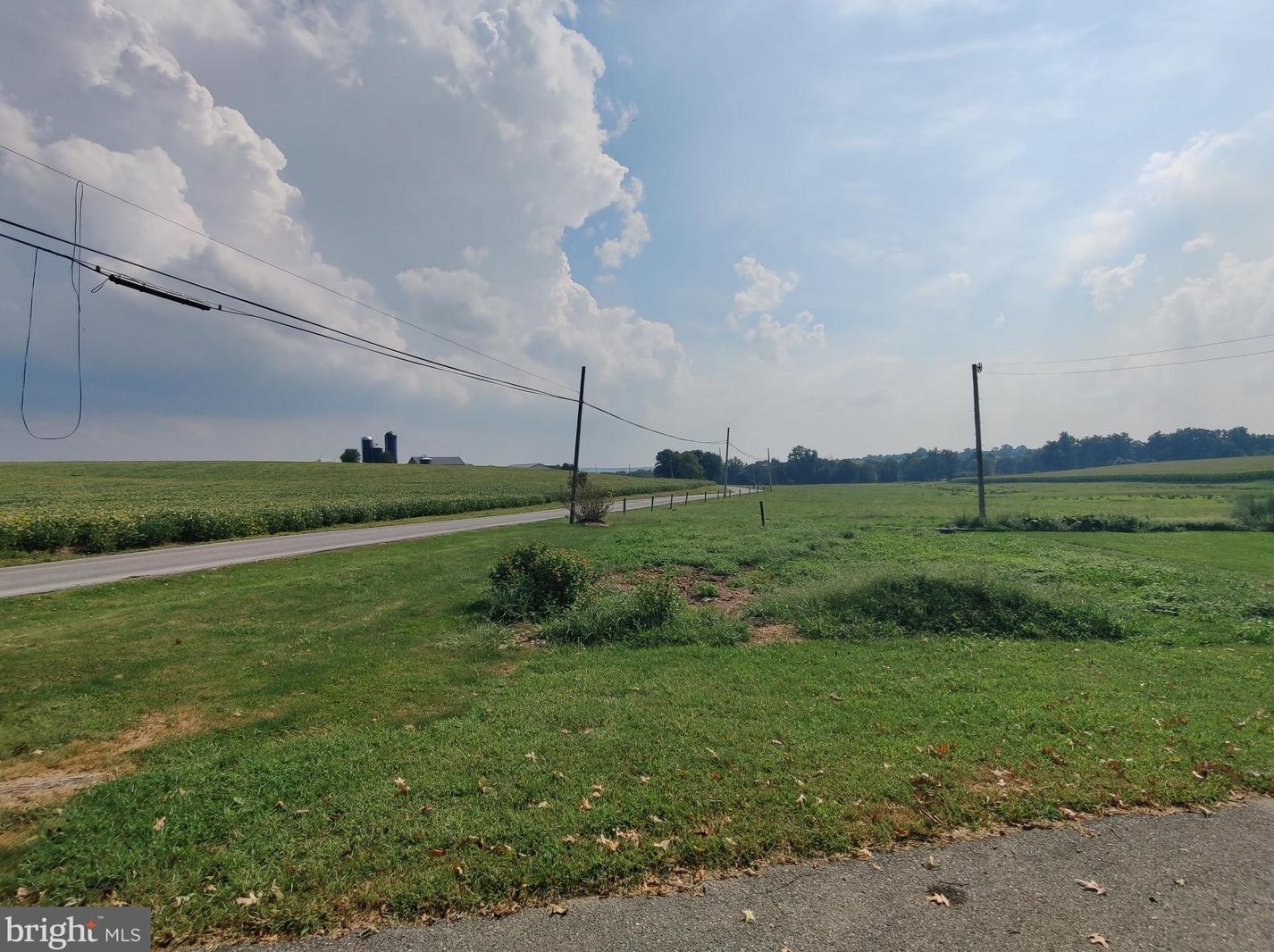 181 White School Rd, Honey Brook PA  19344-9793 exterior