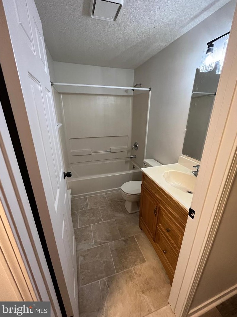 201 Katherine Ln, Romansville PA  19320-2257 exterior