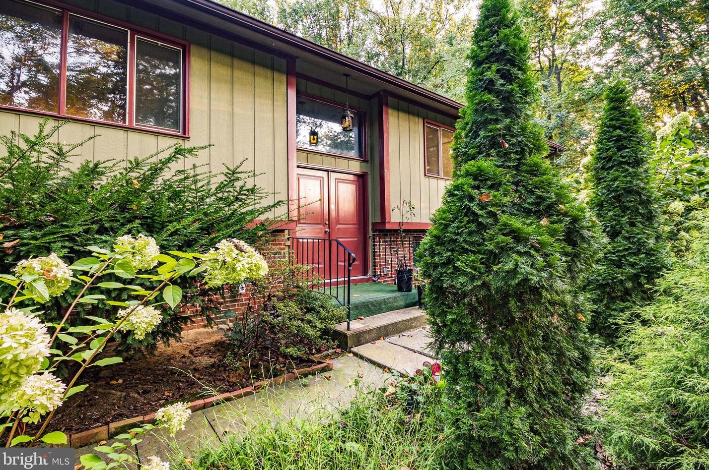 219 Elk Creek Rd, Oxford PA 19363-4221 exterior