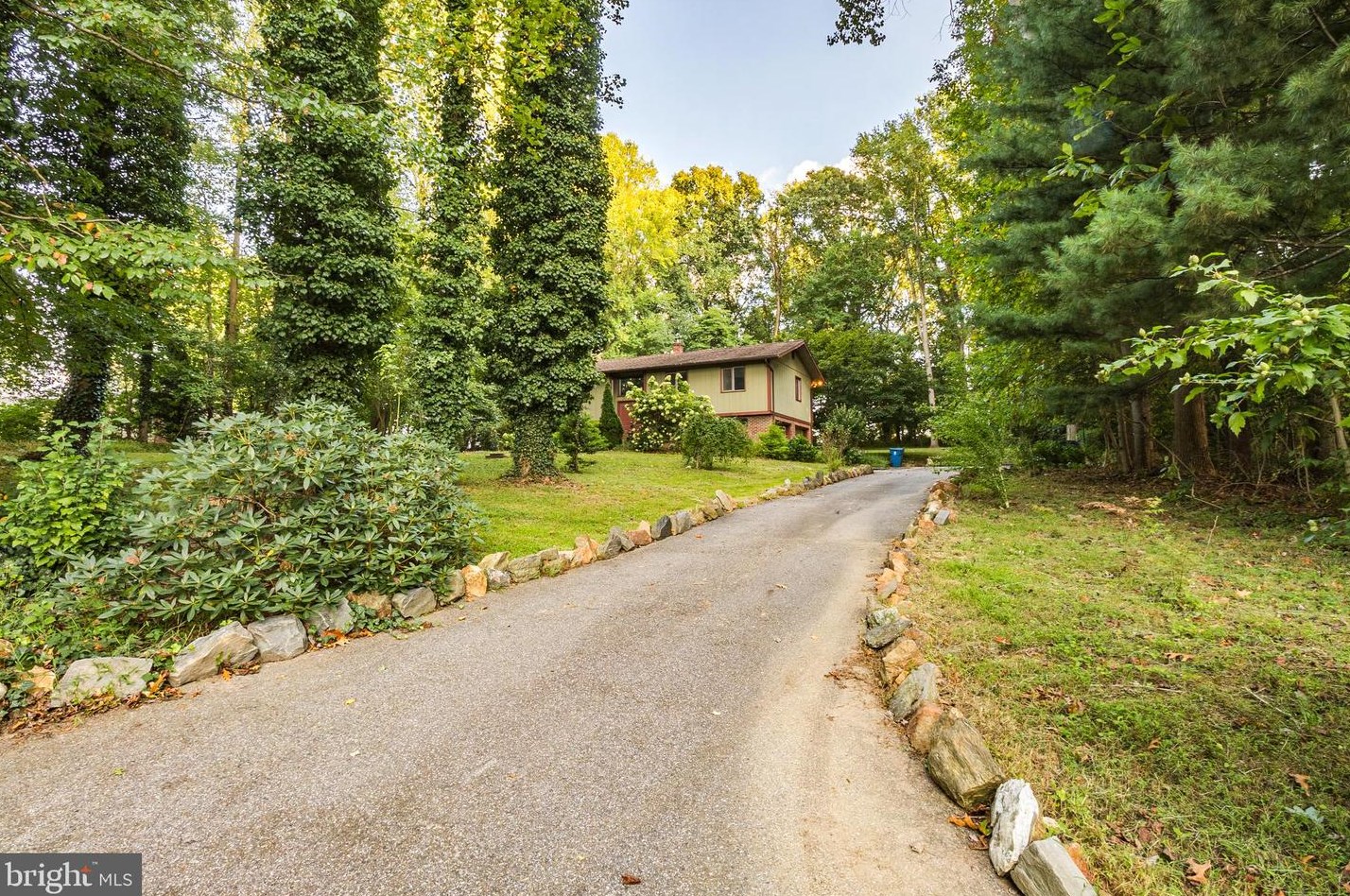 219 Elk Creek Rd, Oxford PA 19363-4221 exterior