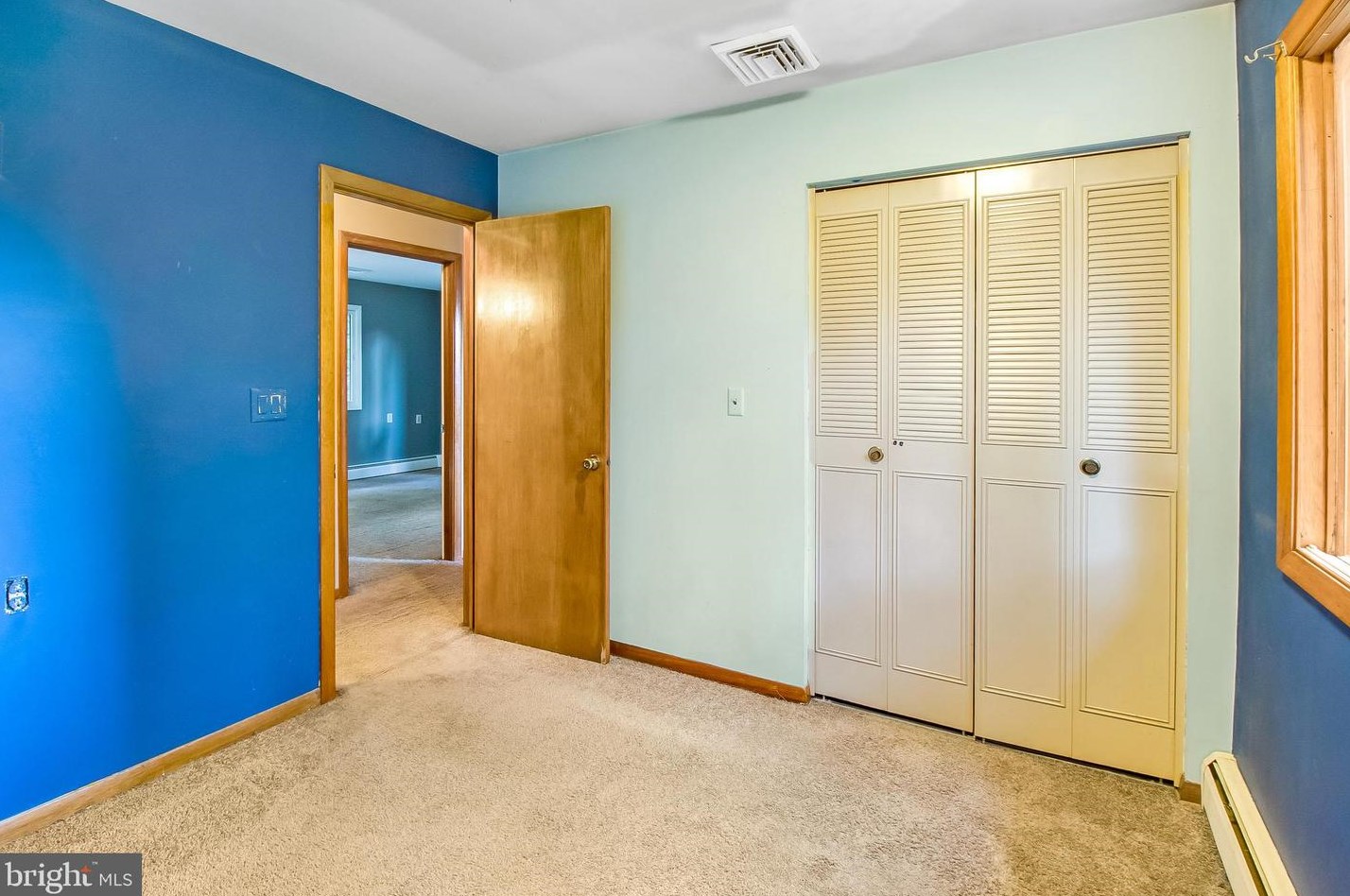 219 Elk Creek Rd, Oxford PA 19363-4221 exterior