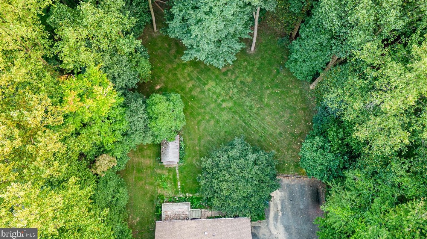 219 Elk Creek Rd, Oxford PA 19363-4221 exterior