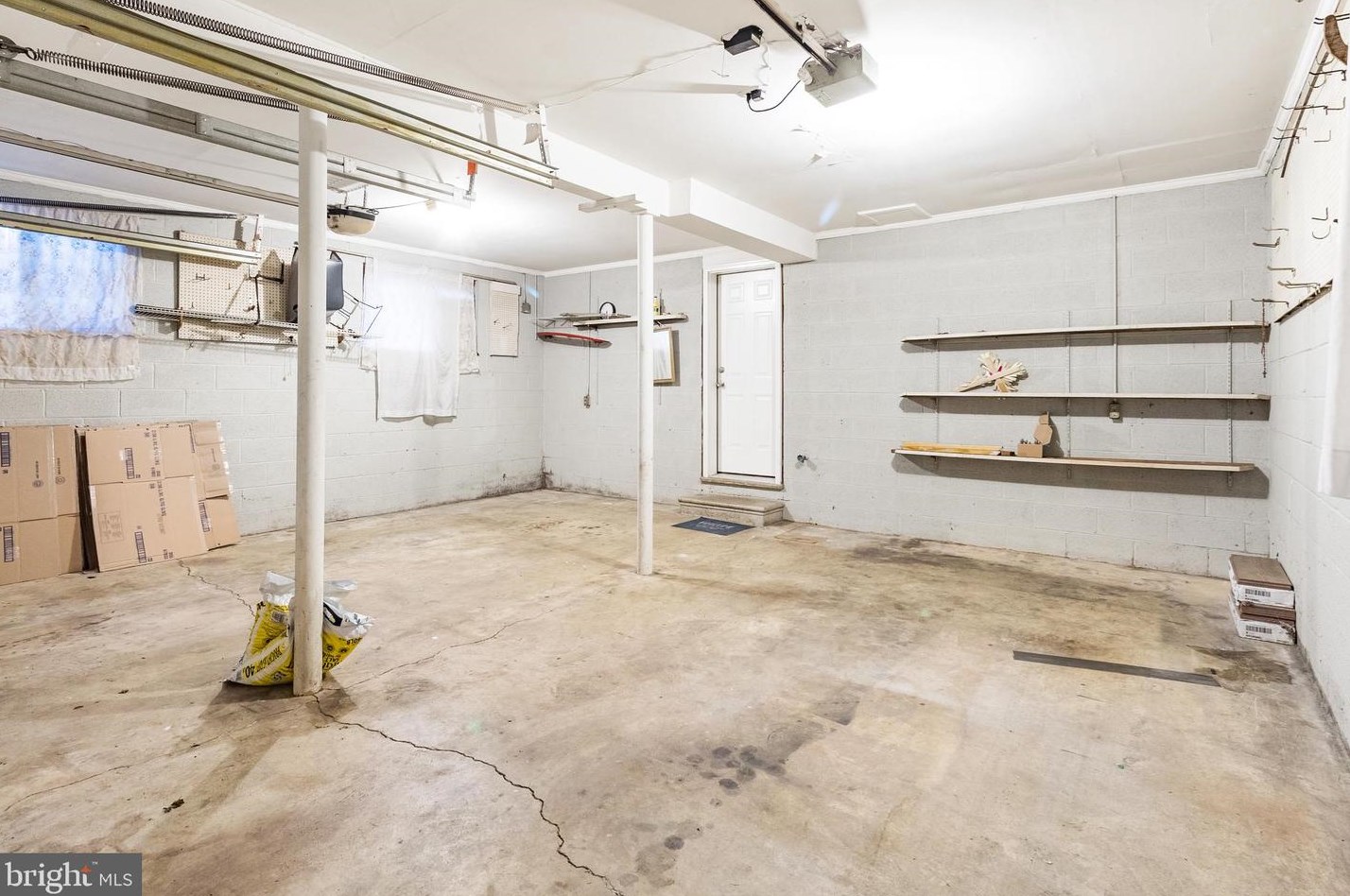 219 Elk Creek Rd, Oxford PA 19363-4221 exterior