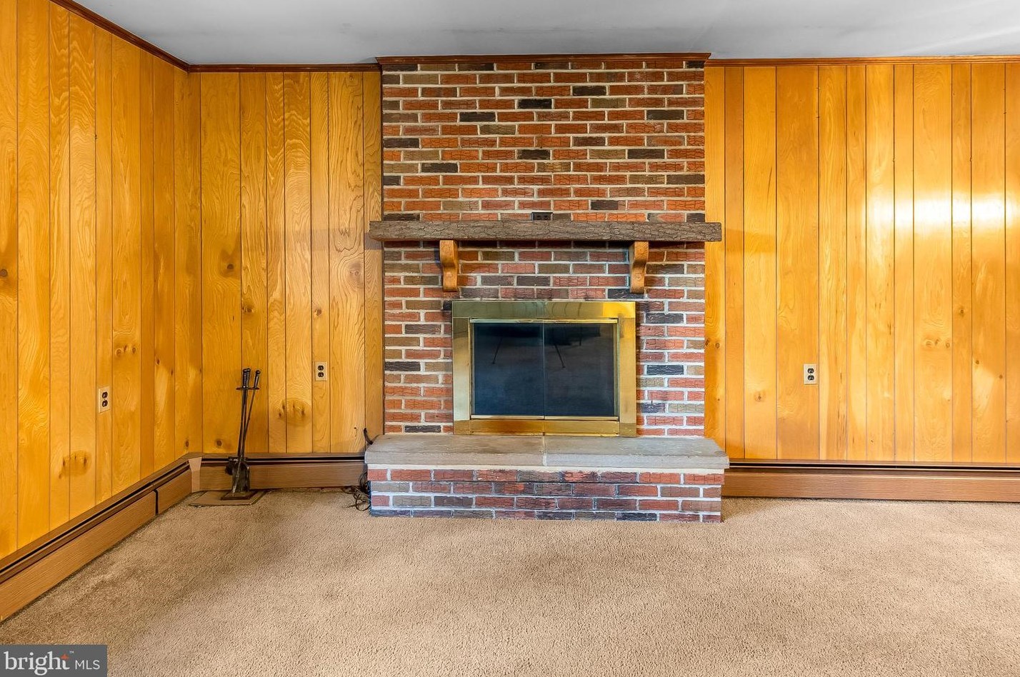 219 Elk Creek Rd, Oxford PA 19363-4221 exterior