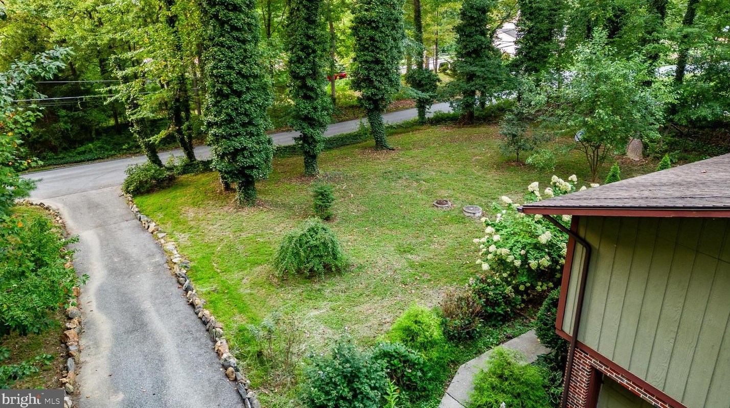 219 Elk Creek Rd, Oxford PA 19363-4221 exterior